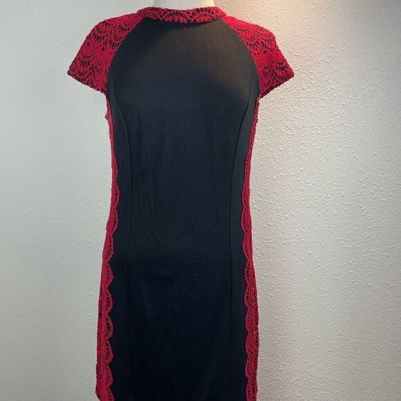 Kensie Dresses & Skirts - EUC Kensie Womens Midi Black and Red Dress Size S